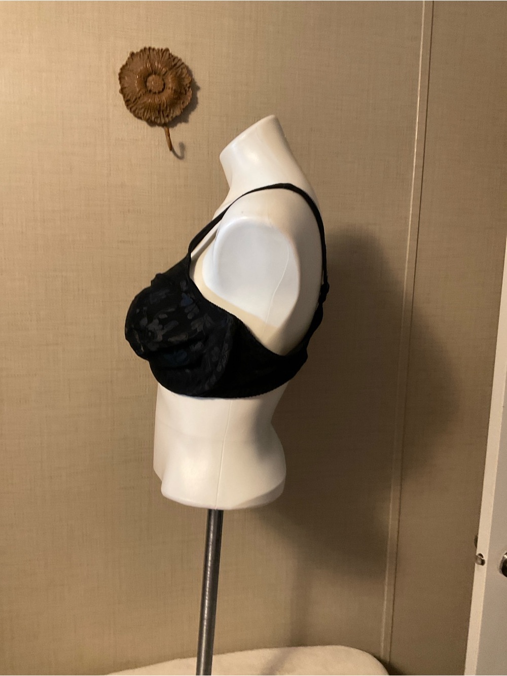 Wacoal Black Full Coverage Underwire Bra - Picture 4 of 8